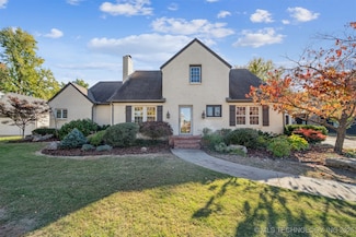 2720 E 22nd St, Tulsa, OK 74114