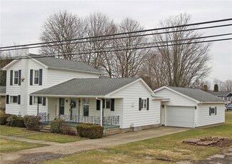 20 Market St, Corry, PA 16407