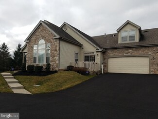 41 Legacy Oaks Dr Unit 51, Richboro, PA 18954