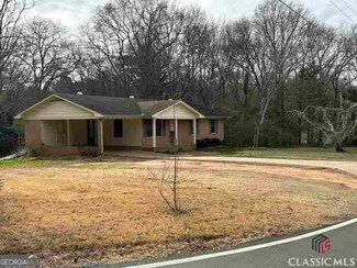 1 Cherry Ln, Hartwell, GA 30643
