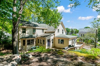 390 High St, Bath, ME 04530
