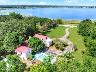 9023 Silver Lake Dr, Leesburg, FL 34788