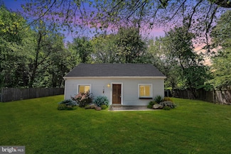 285 Thompson Ave E, Glen Burnie, MD 21060