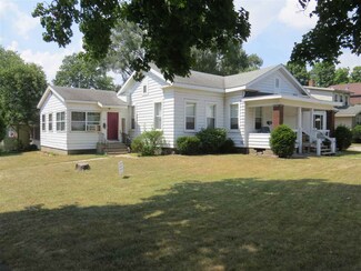 527 S Main St, Goshen, IN 46526