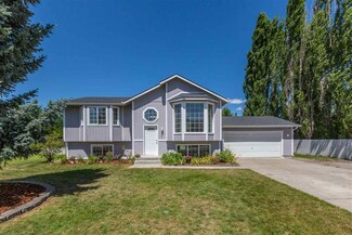 223 E Bridle Trail Rd, Colbert, WA 99005