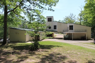 20616 Coontail Rd, Aberdeen, MS 39730