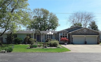 1318 Mirheath Dr, Huron, OH 44839