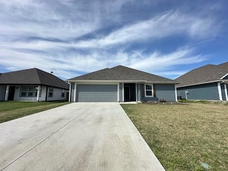 292 Sunnyside Dr, Trenton, TX 75490