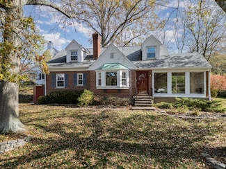 6918 Carroll Ave, Cincinnati, OH 45236