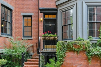 17 Willow St Unit 1, Boston, MA 02108