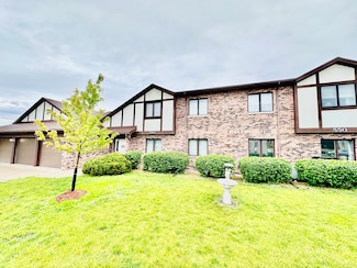 550 Golf Rd Unit 1B, Streator, IL 61364