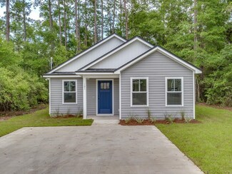 101 Shar-Mel-re Ln, Crawfordville, FL 32327