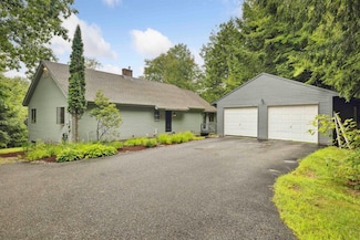 263 Old Post Rd, Newbury, NH 03255