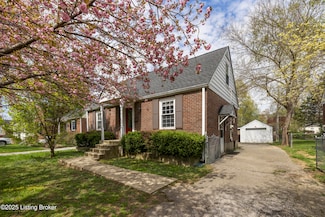 3815 Ormond Rd, Louisville, KY 40207