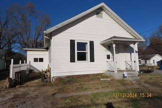 1703 N Rogers Ave, Springfield, MO 65803