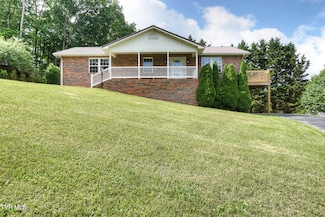 102 Spring Hill Dr, Unicoi, TN 37692