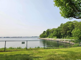 5-12 115th St Unit D, College Point, NY 11356