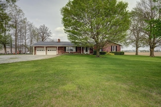 9743 State Route 118, Ansonia, OH 45303
