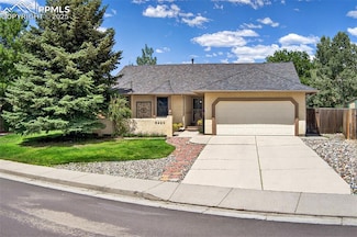 8420 Contrails Dr, Colorado Springs, CO 80920