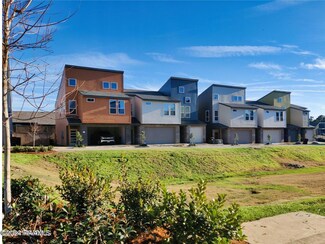510 Highland Oaks Ln, Lafayette, LA 70508