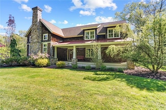 104 Ferry Rd, Bristol, RI 02809