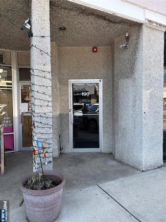 190 Rock Rd Unit 3, Glen Rock, NJ 07452