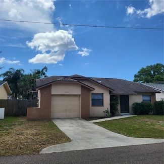 1027 County Road 90, Palm Harbor, FL 34684