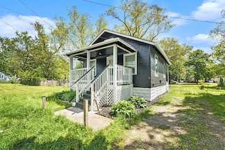 1910 Union St, Kalamazoo, MI 49007