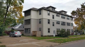930 Emerald St Unit 2, Madison, WI 53715
