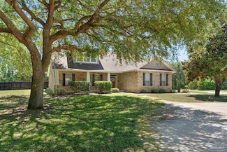 1876 Edgewood Dr, Navarre, FL 32566