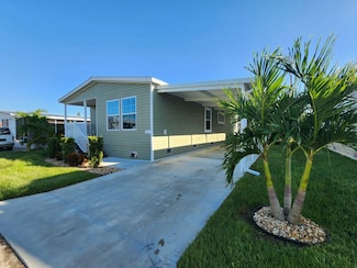 31 Eland Dr Unit 31, North Fort Myers, FL 33917