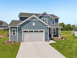 2400 Meadow Ln, Grafton, WI 53024