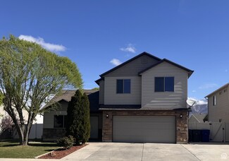298 W Goodale Dr, Ogden, UT 84404