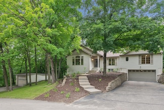 20820 Idlewild Path, Excelsior, MN 55331