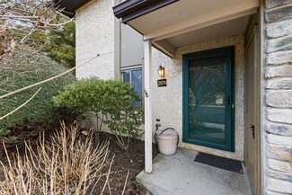 139 Hampshire Dr, Plainsboro, NJ 08536