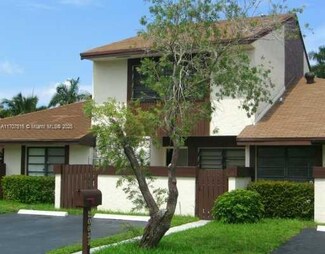 20033 NE 2nd Place Unit 20033, Miami, FL 33179