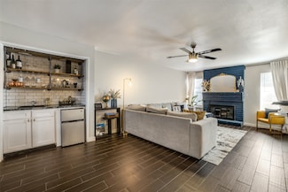 8085 Meadow Rd Unit 126, Dallas, TX 75231
