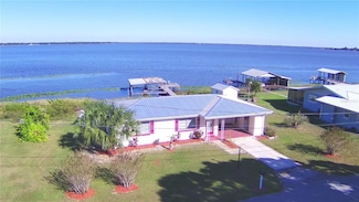 105 Maxcy Ln, Frostproof, FL 33843