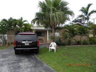 11310 NW 35th St, Sunrise, FL 33323