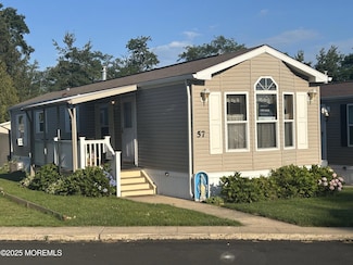 57 Shorehaven Rd, Hazlet, NJ 07730