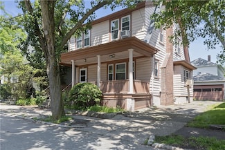 120 11th St, Providence, RI 02906
