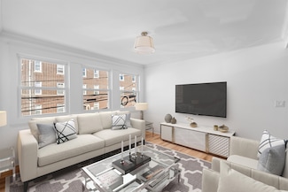 5 Poplar St Unit 3, Jersey City, NJ 07307