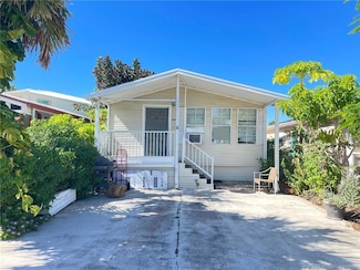 2033 Nettles Blvd, Jensen Beach, FL 34957