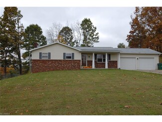 5925 Hillandale Dr, Nashport, OH 43830