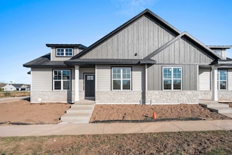 2882 Howard Commons, Green Bay, WI 54313