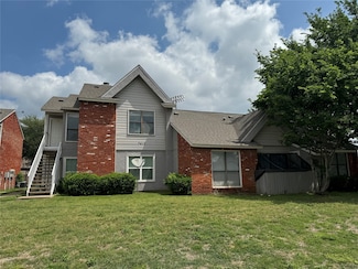 7413 Bogart Dr, North Richland Hills, TX 76180