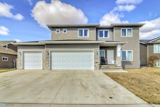 2322 12th St W, West Fargo, ND 58078