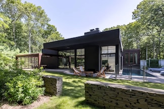 73 Laurel Ln, Sag Harbor, NY 11963