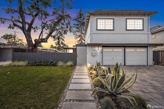 2470 Agnes Way, Palo Alto, CA 94303