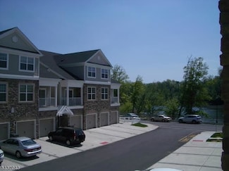 108 Birch Ct, Hanover, NJ 07927